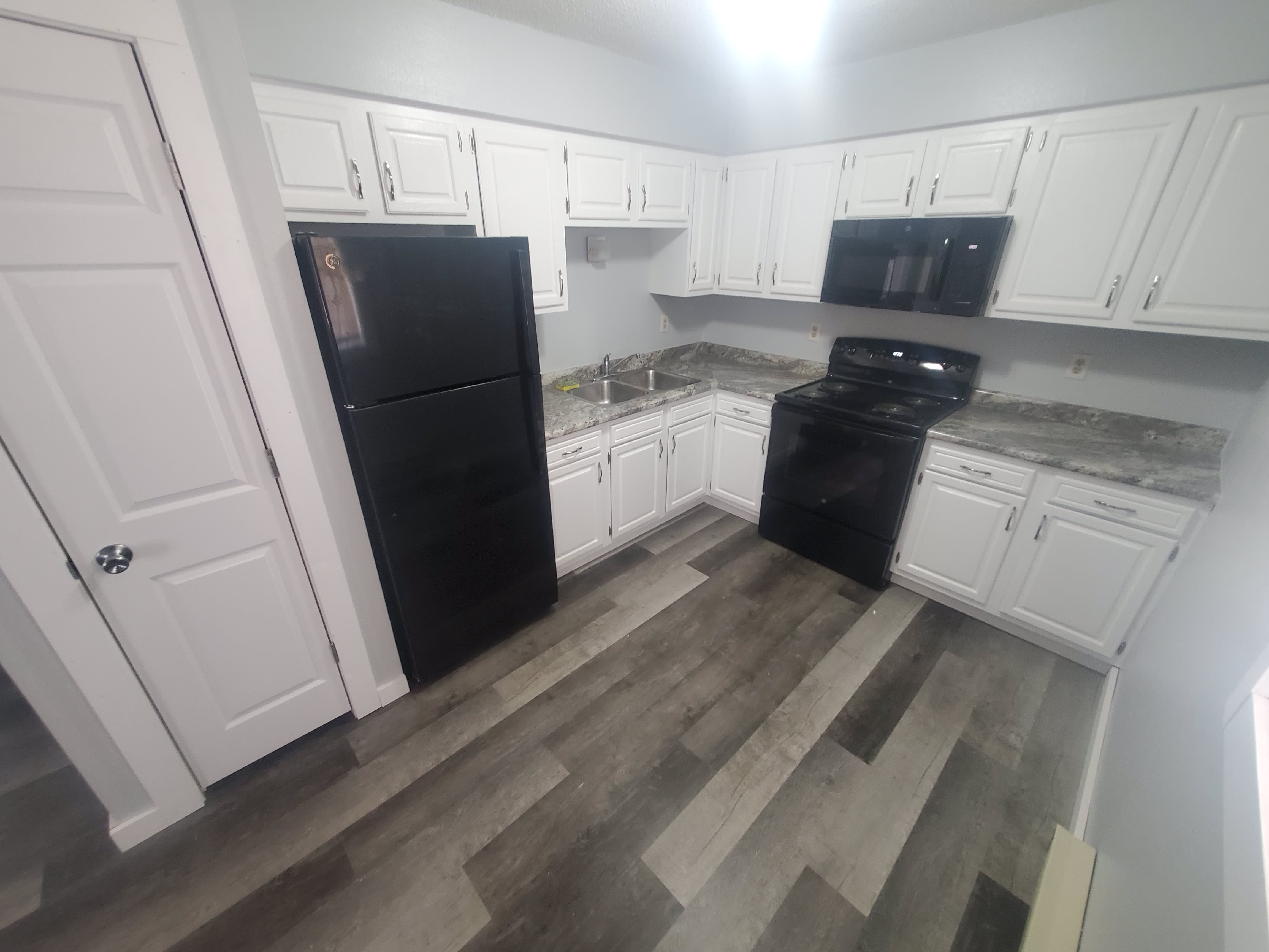 1014 Pine St – photo 2