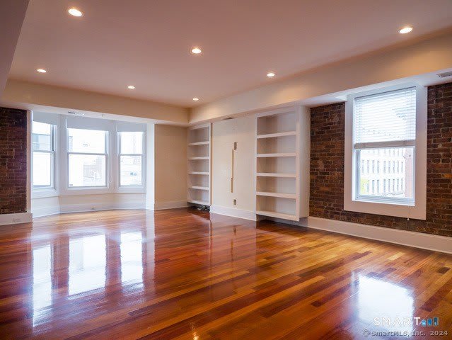 116 Crown Street – photo 4