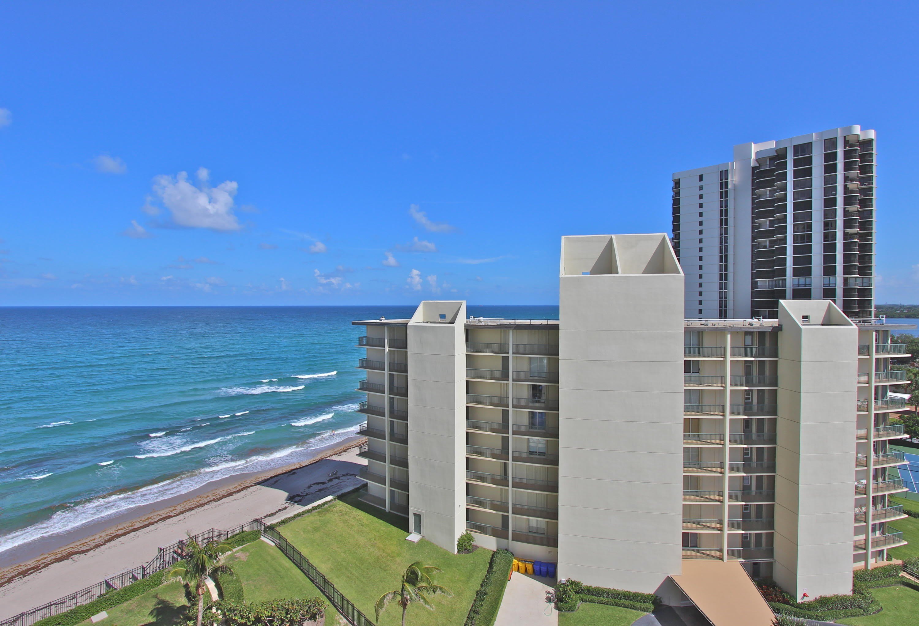 5420 N Ocean Avenue – photo 1