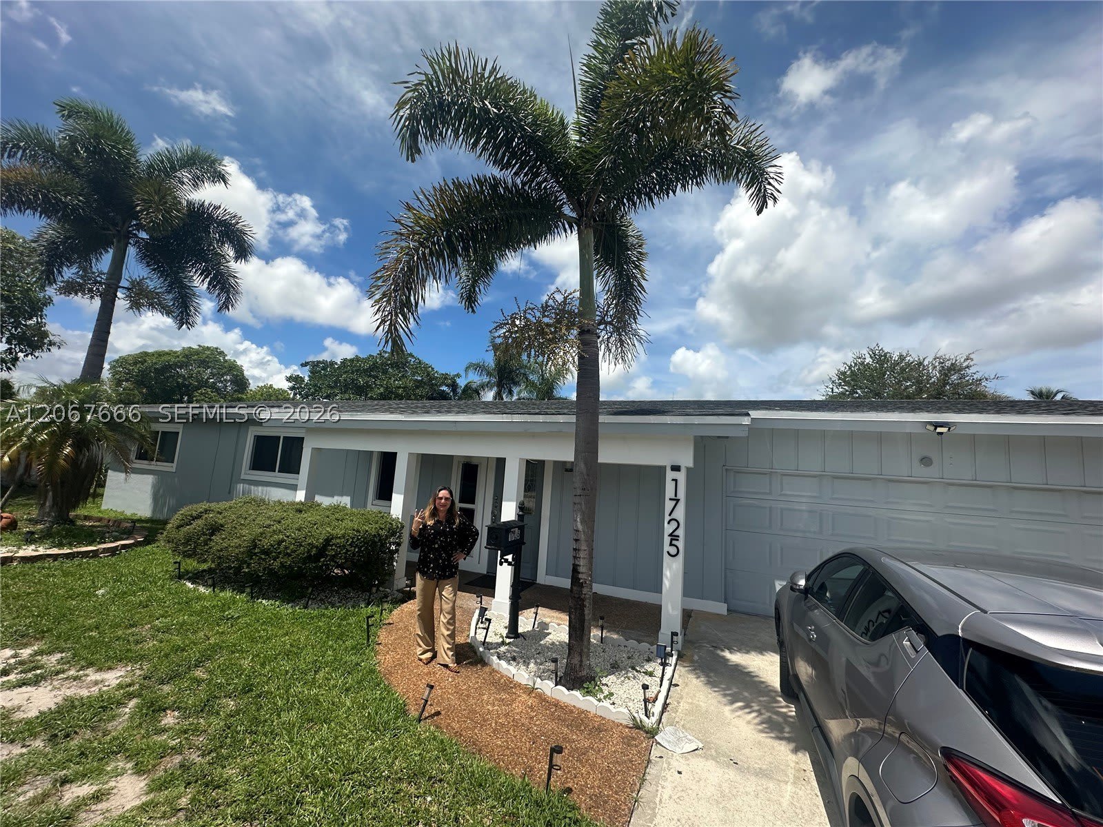 1725 NW 9th Ave – photo 3