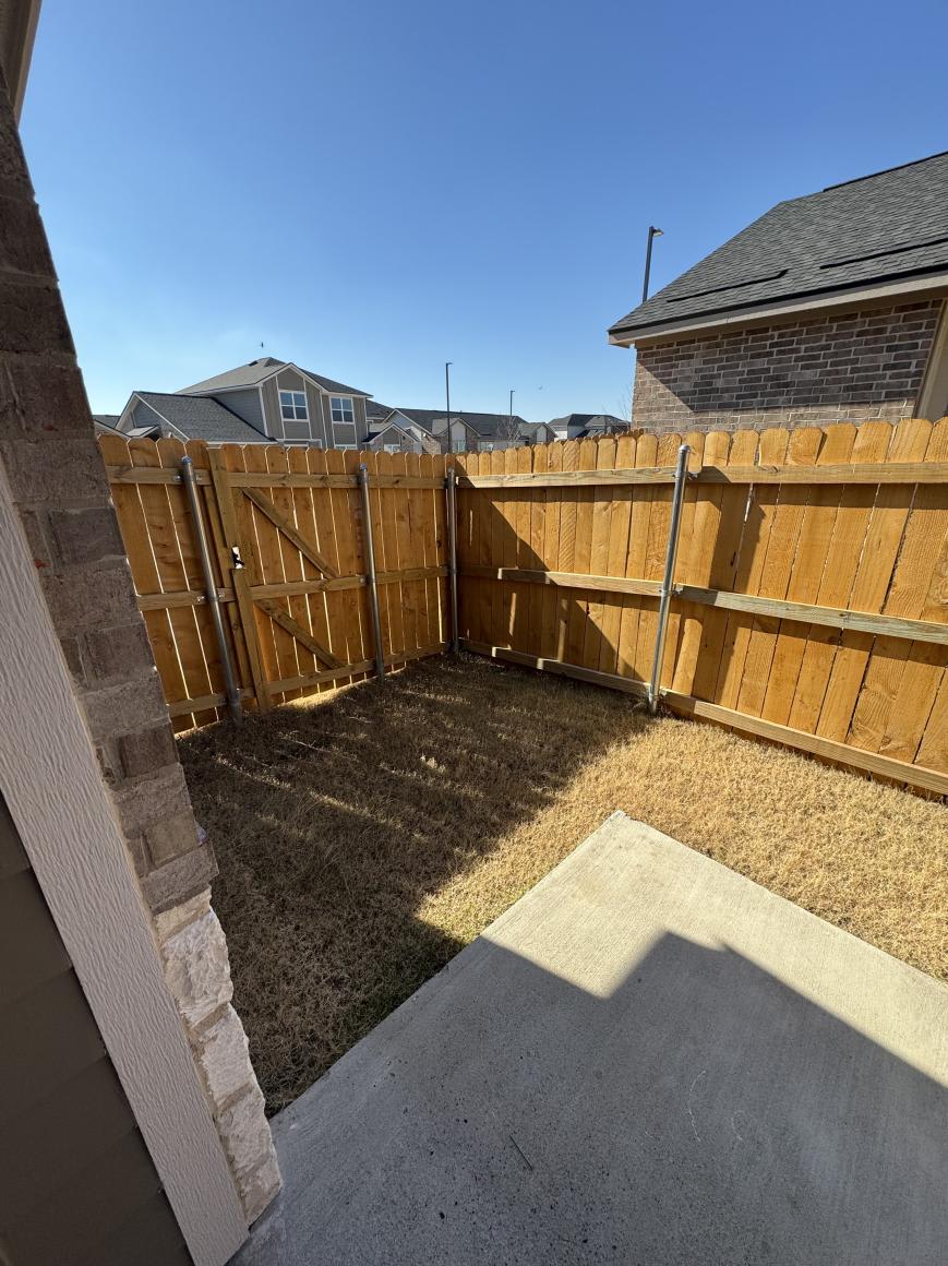 361 Elevon Pkwy. – photo 4
