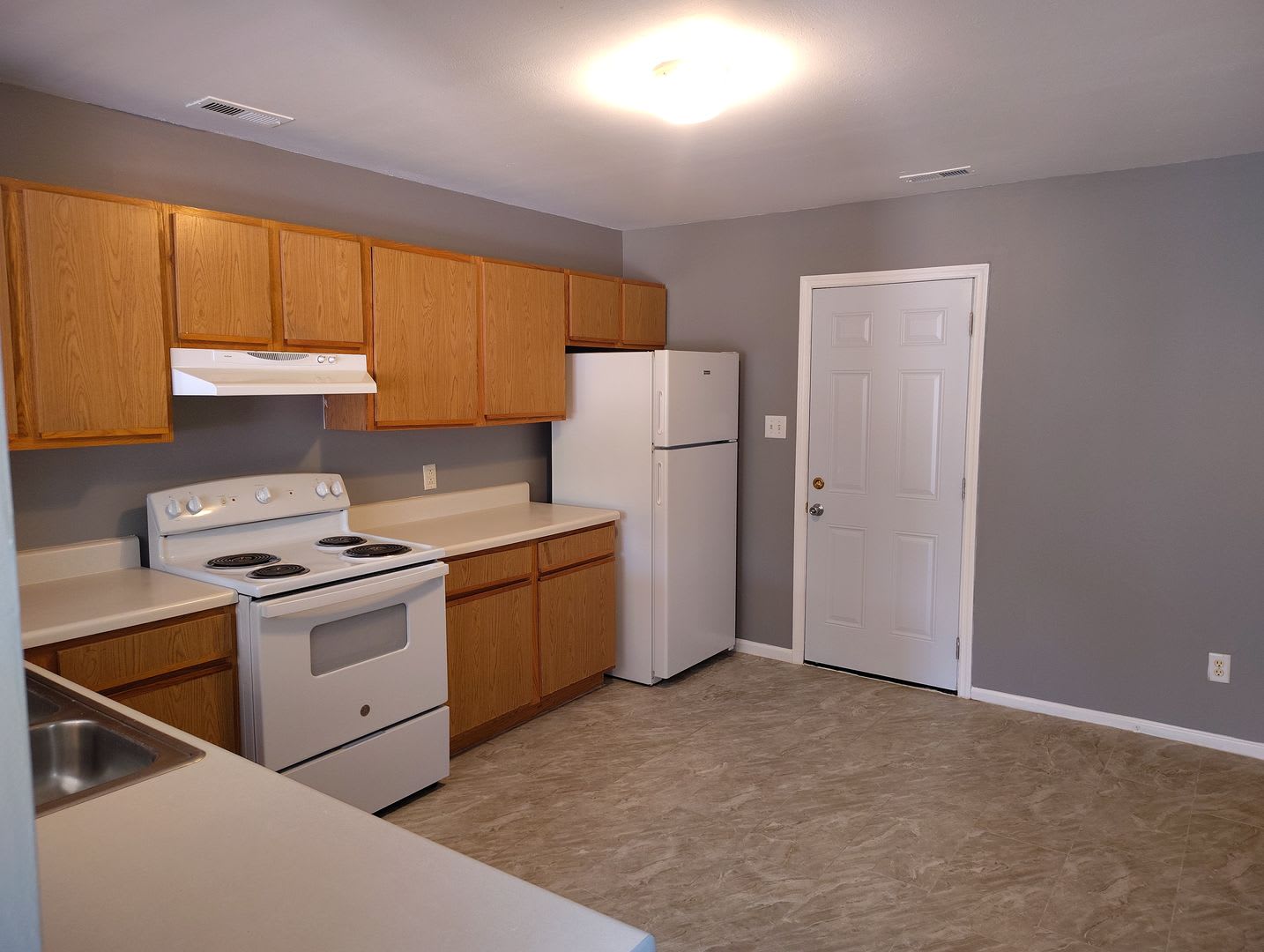 Cute Townhome – photo 5