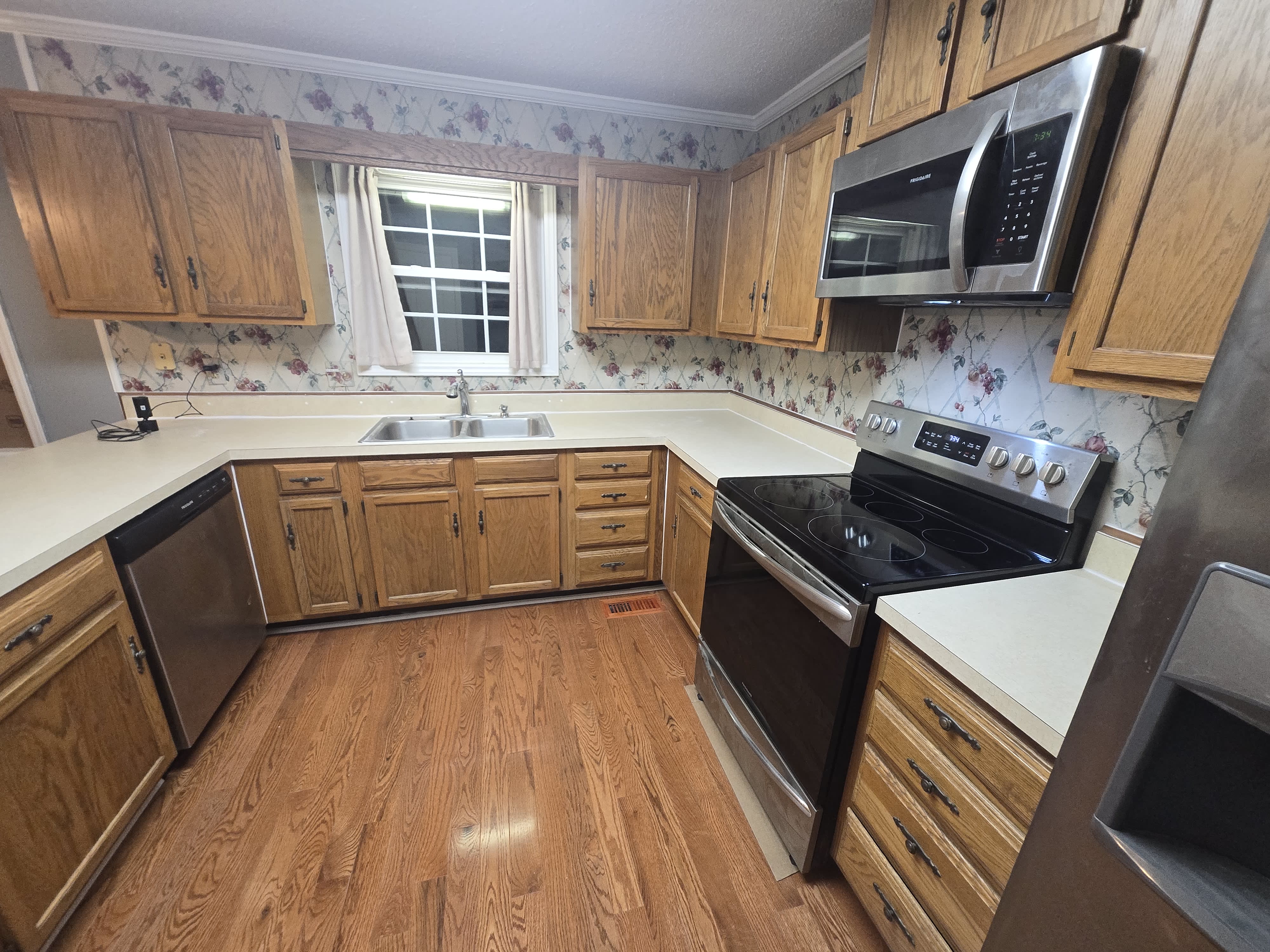 8610 Haw River Rd – photo 4