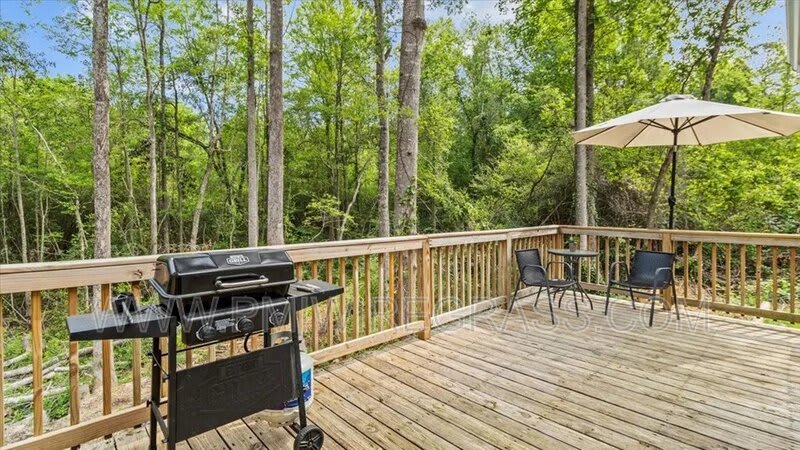 214 Brookside Lane – photo 2