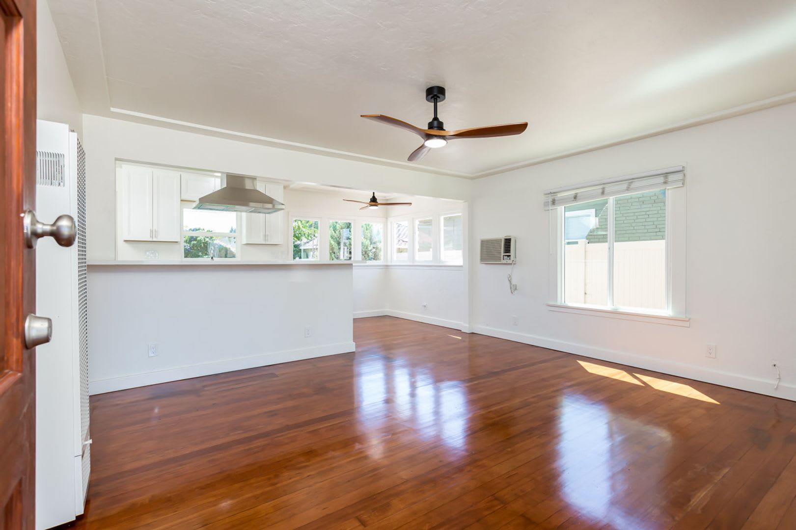 Beautifully Remodeled Single-Family Home with Fenced Yard – photo 5