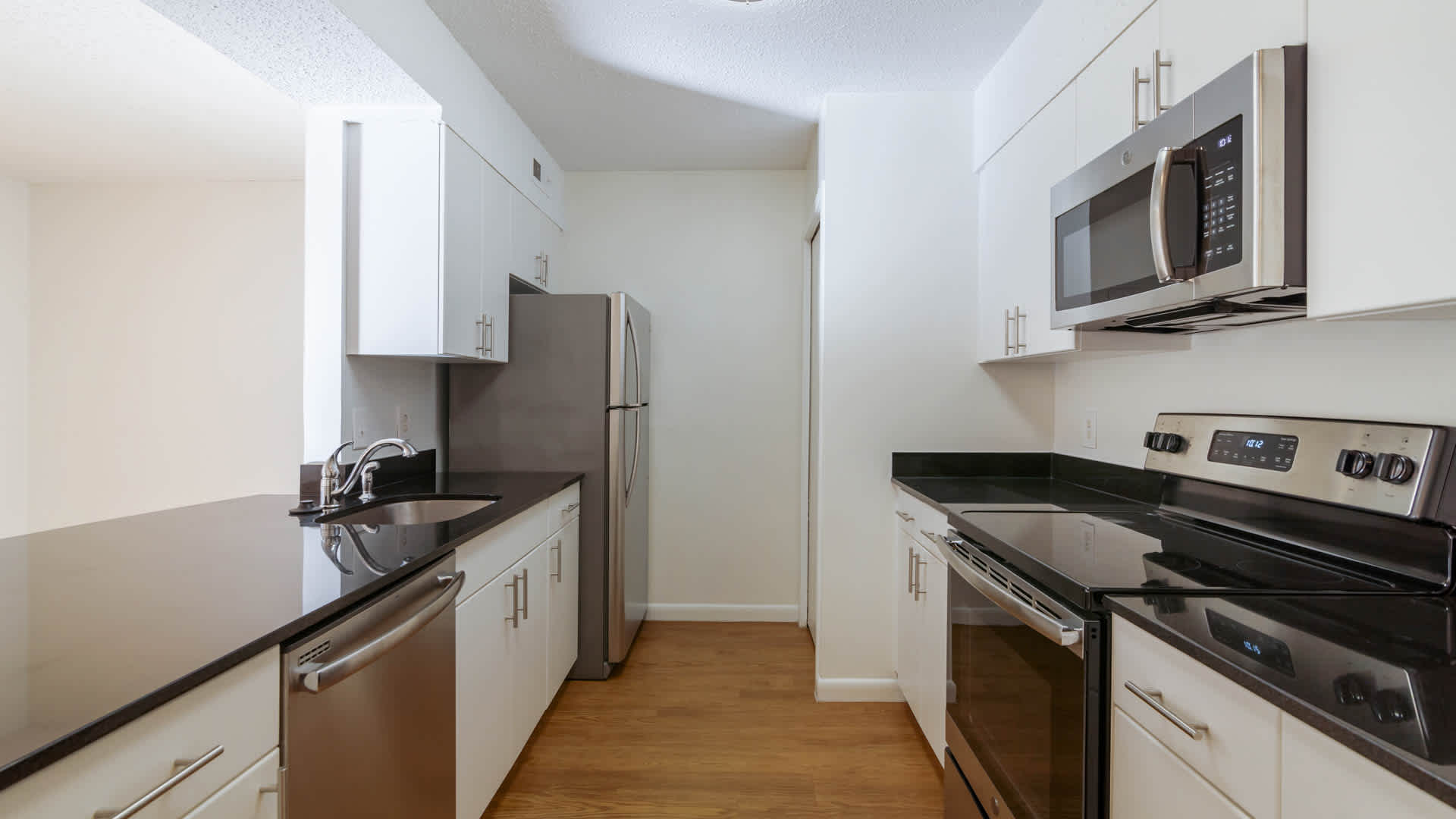 2501 Porter – photo 4
