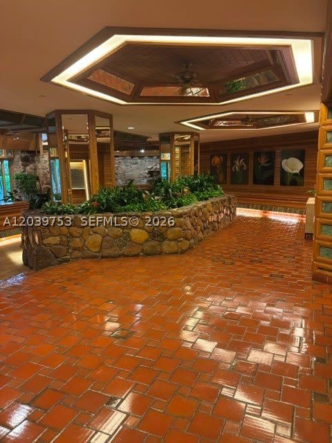 2000 Towerside Ter – photo 3