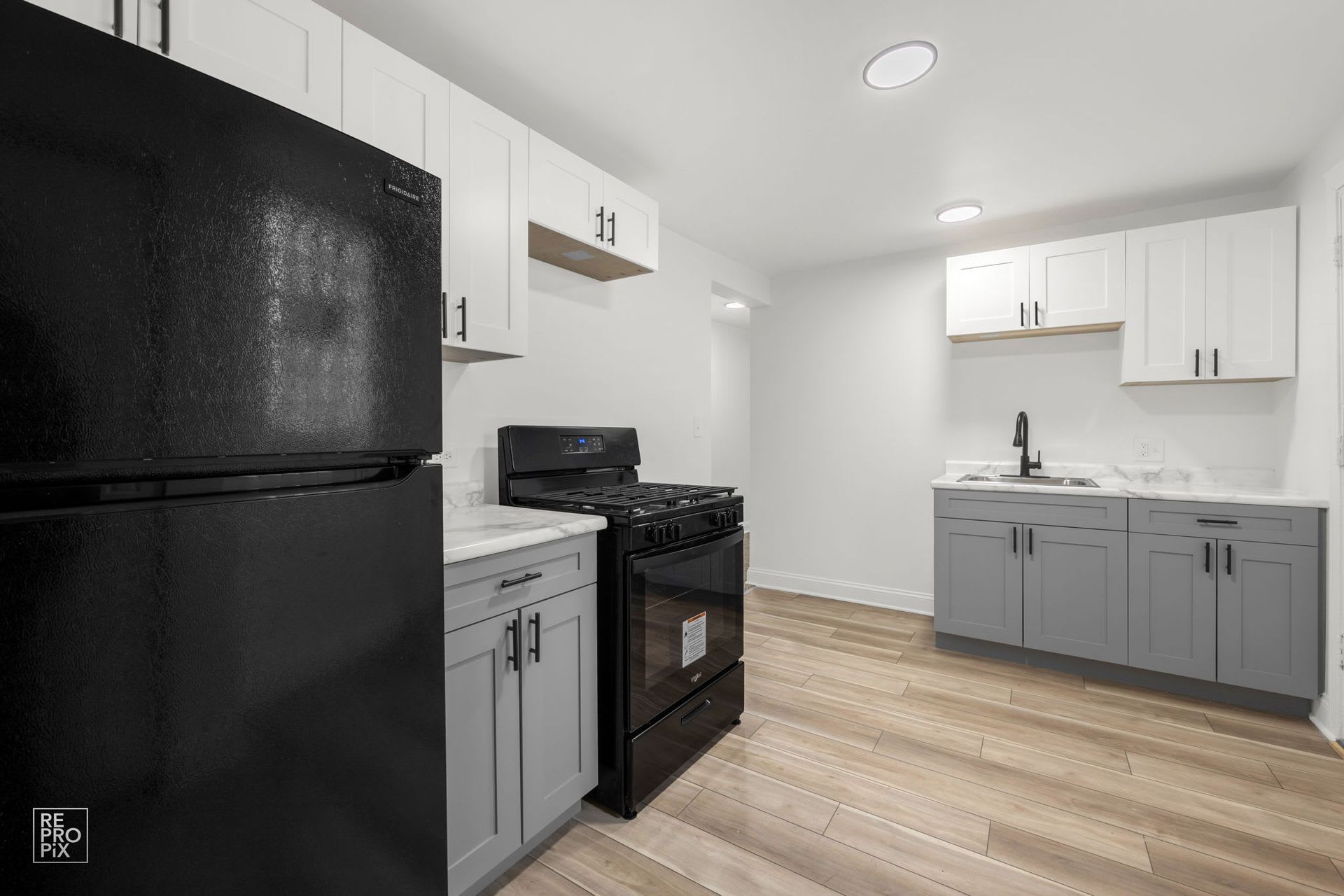 3415 N Bosworth Avenue – photo 3