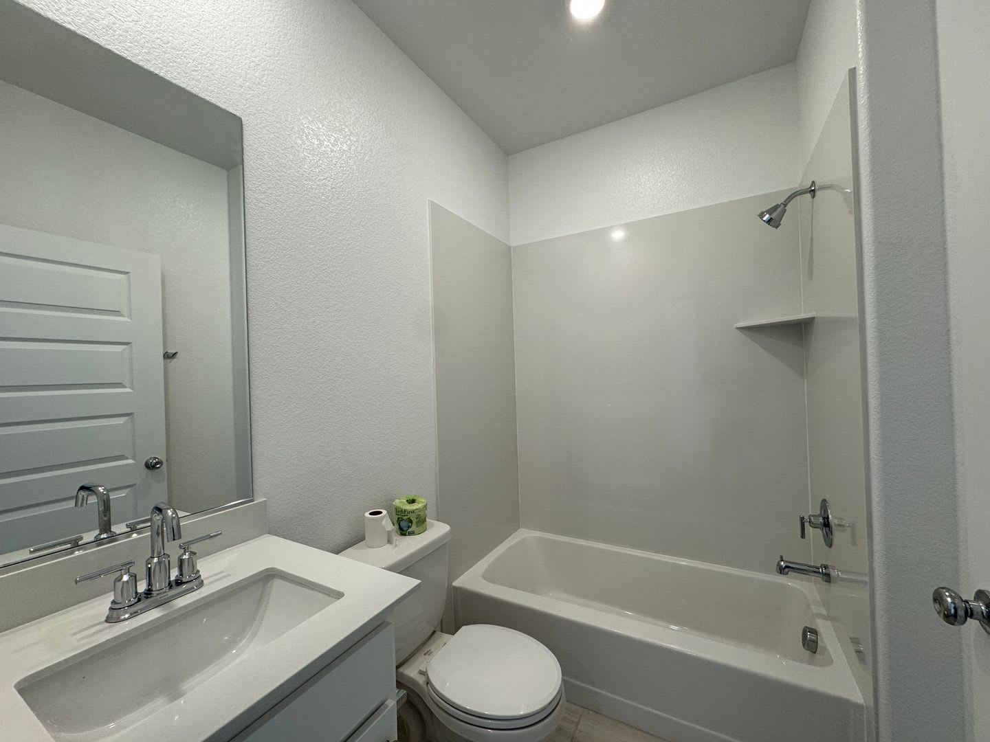 New Constuction, Four Bed, Three Bath Home In Spanos Park – photo 3
