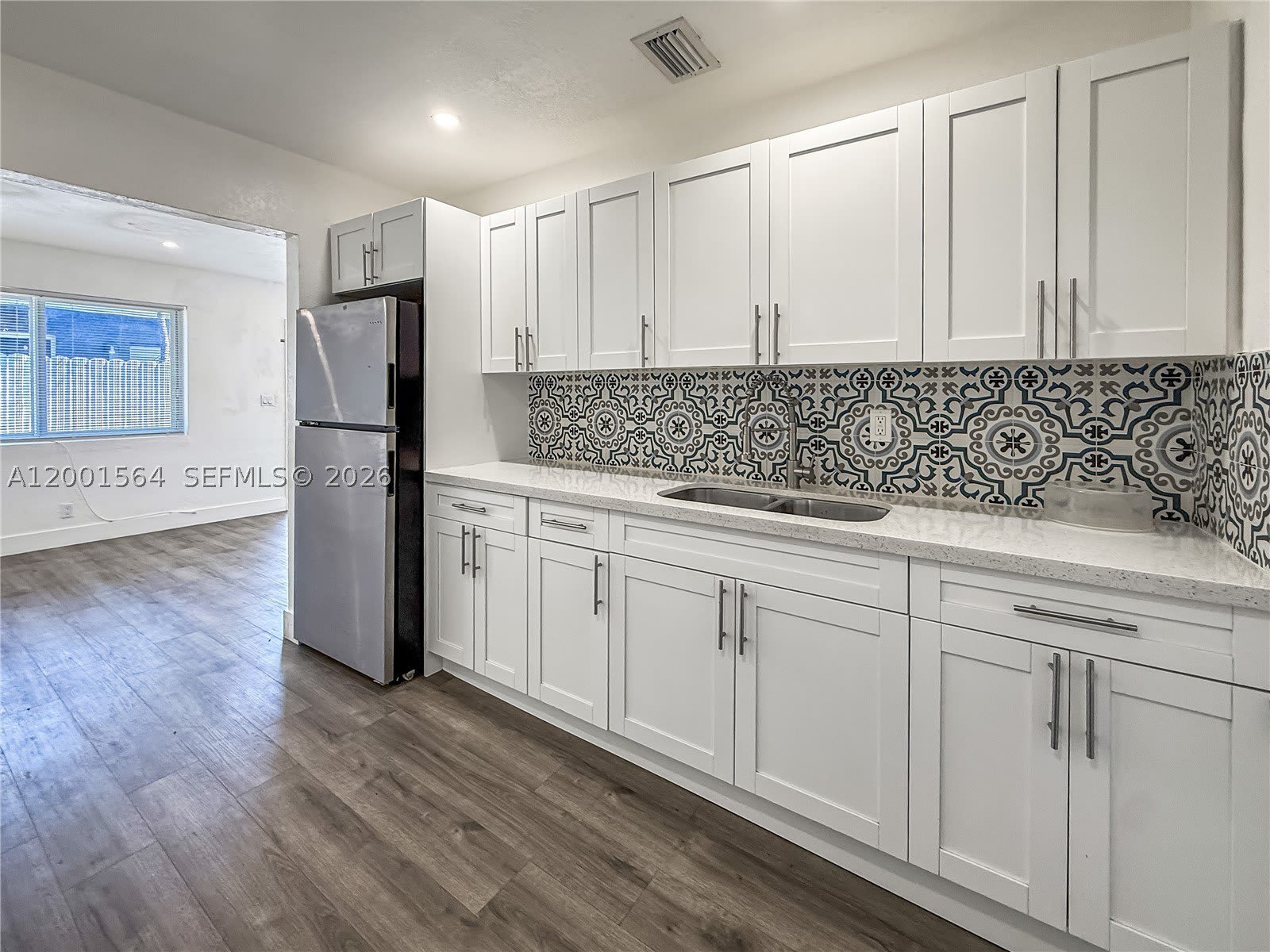 2620 NW 18th Ter – photo 5