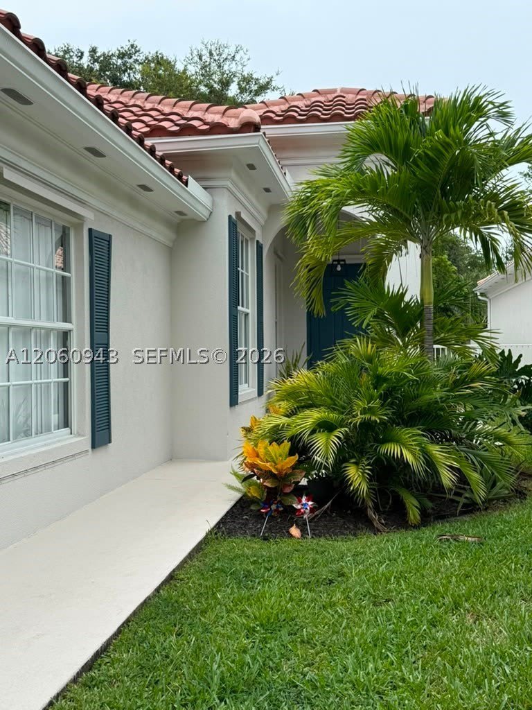 2008 Valencia Dr – photo 1