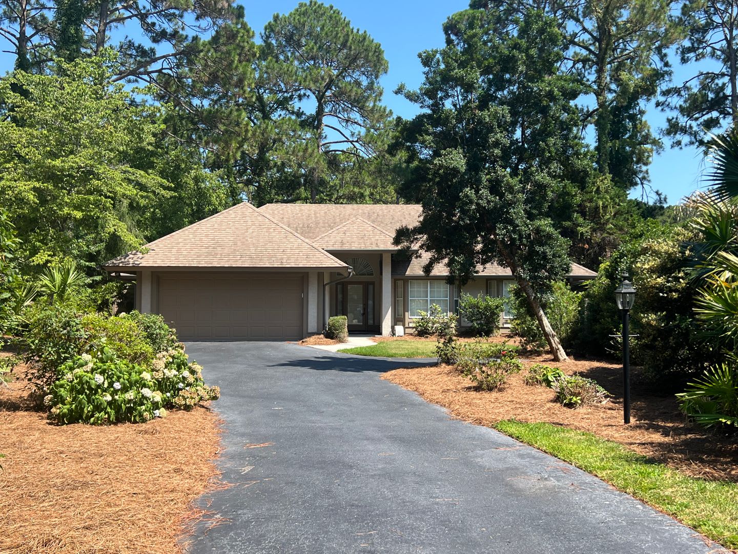 Beautiful One Level Home In Hhp The Rookery – photo 3