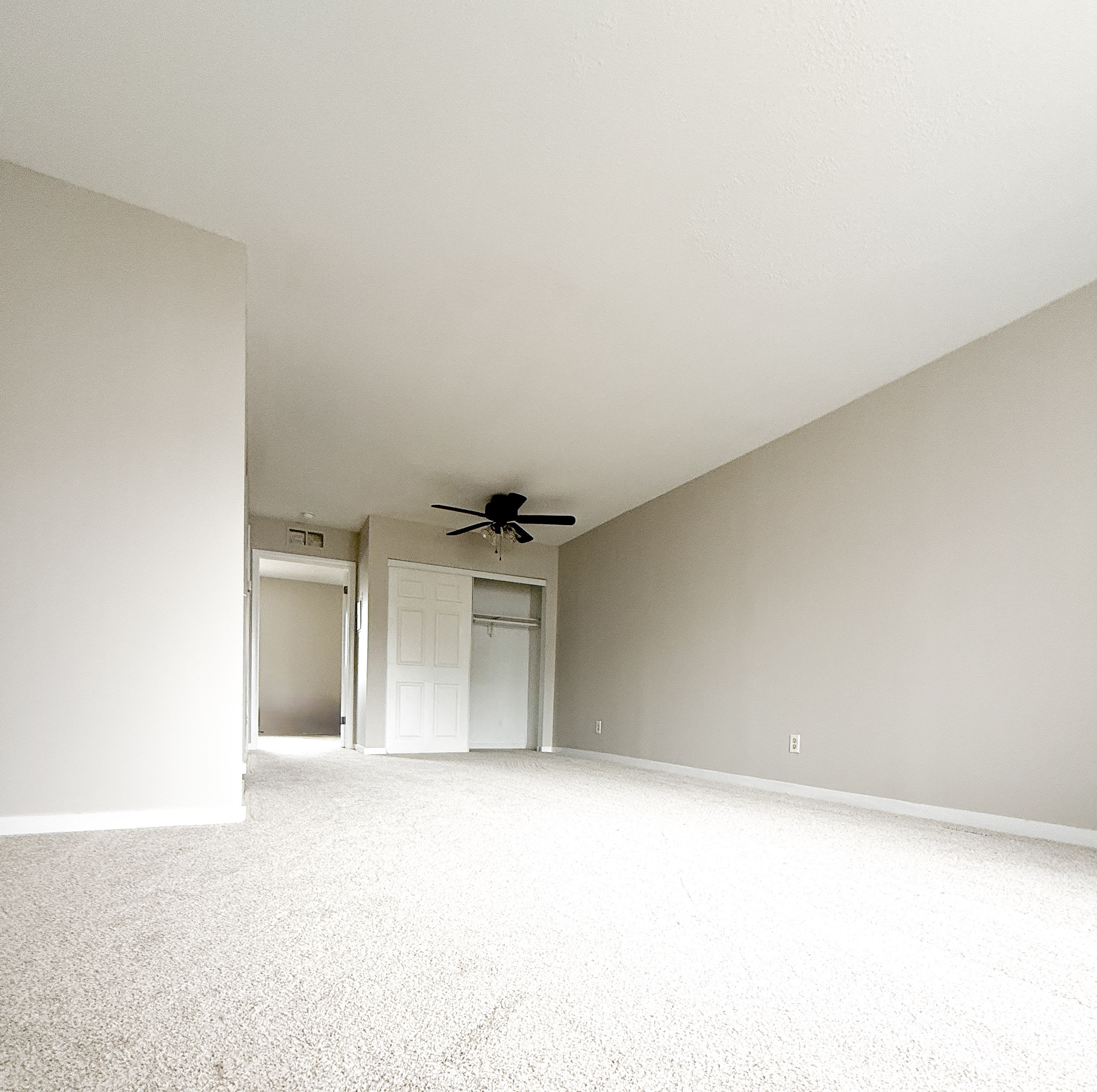 2039 Inverway Court – photo 5
