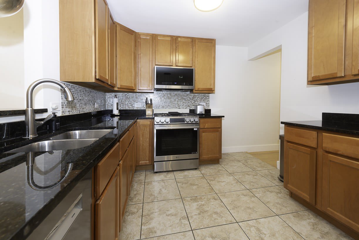 4030 N Mozart Street – photo 5