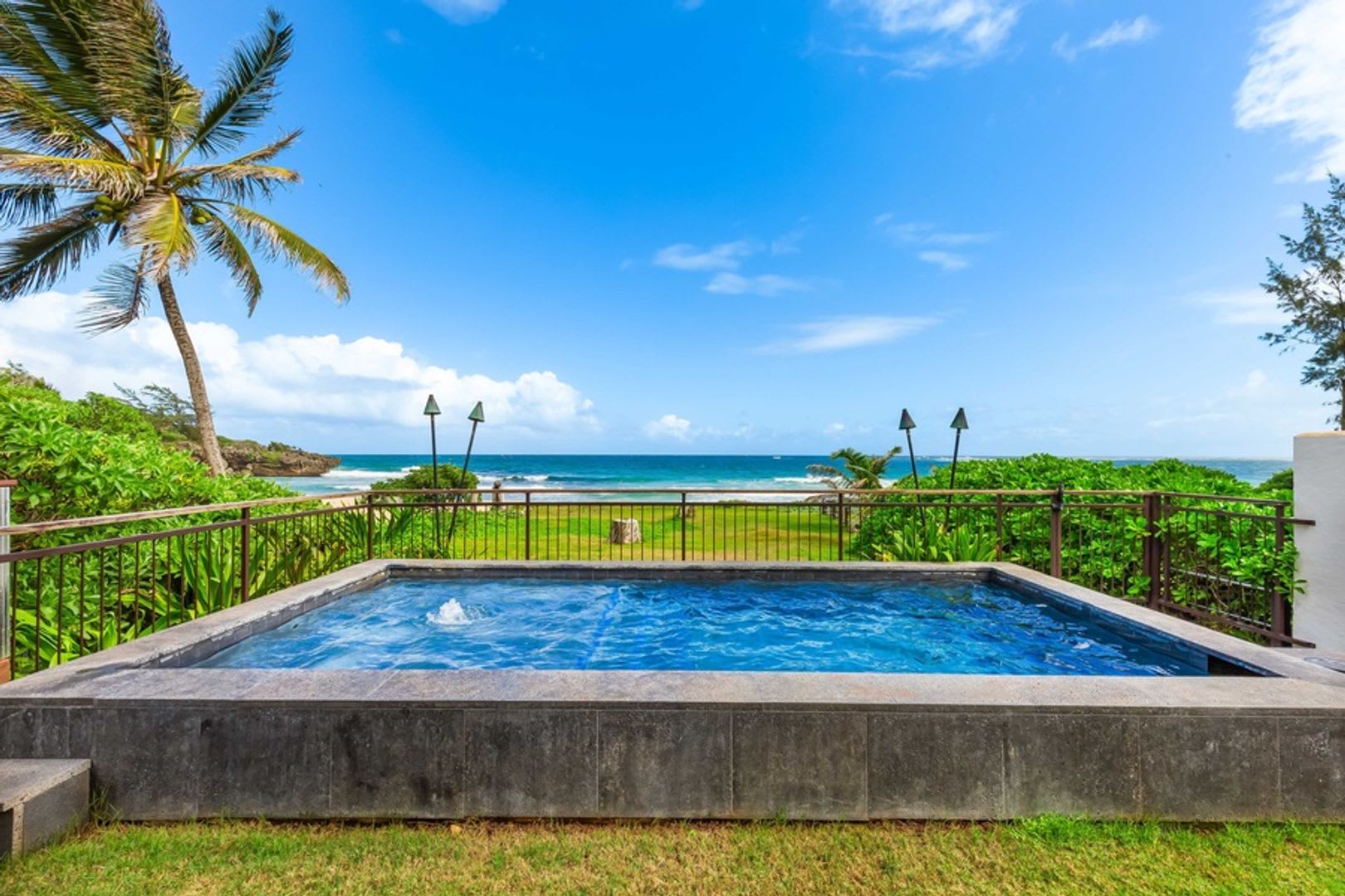 Majestic Mahakea: Oceanfront Oasis by Gather – photo 5