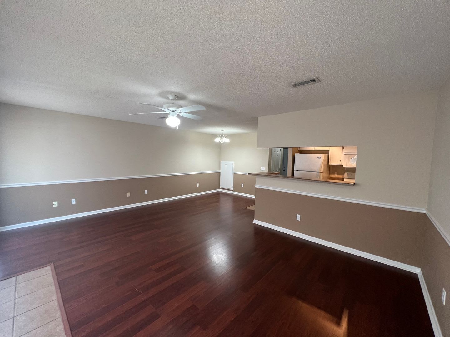 205 Wakefield Way, Enterprise – photo 5