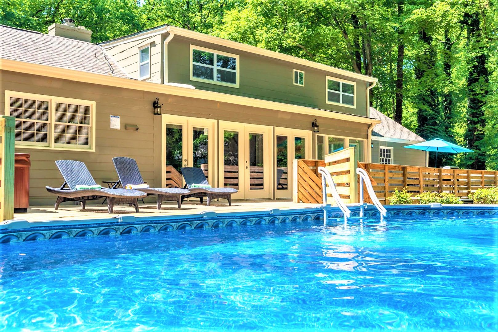 Furnished Modern 6 Bdrm 7 Beds Home With Bbq Foosball Hottub Private Pool Close To Airport Downtown – photo 3