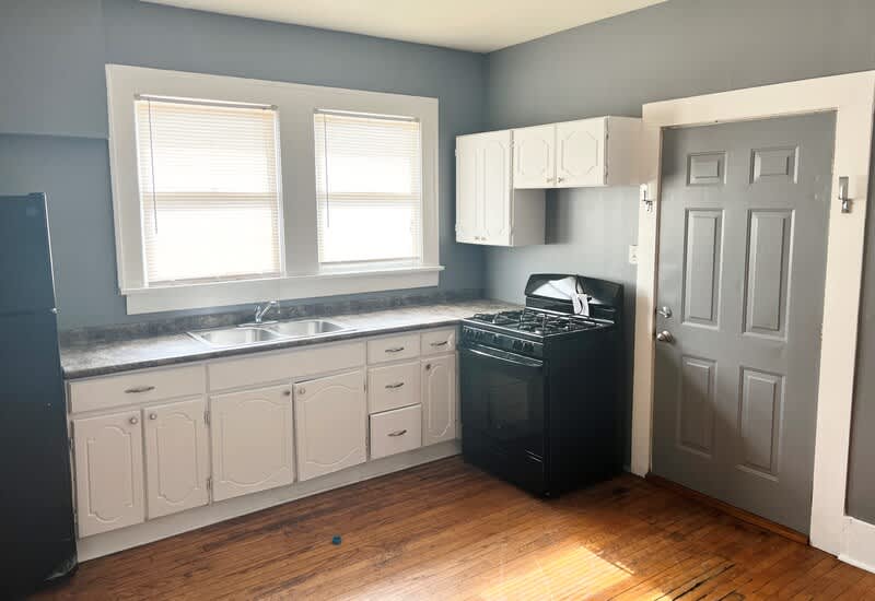 410 Egan St – photo 4