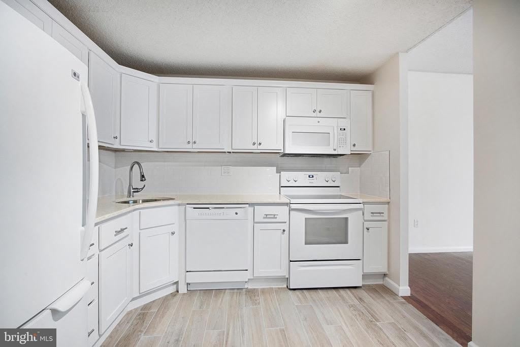 241 S 6TH STREET – photo 4