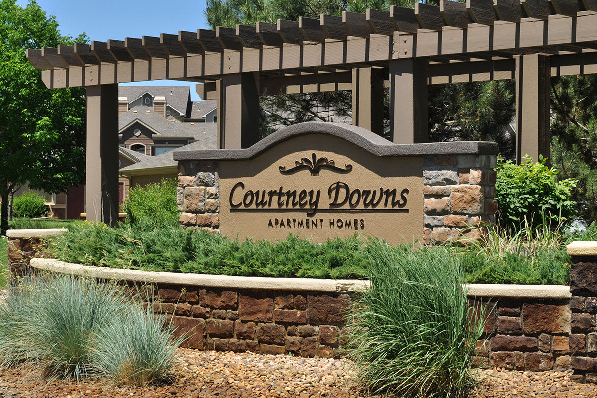 Courtney Downs Apartment Homes – photo 2