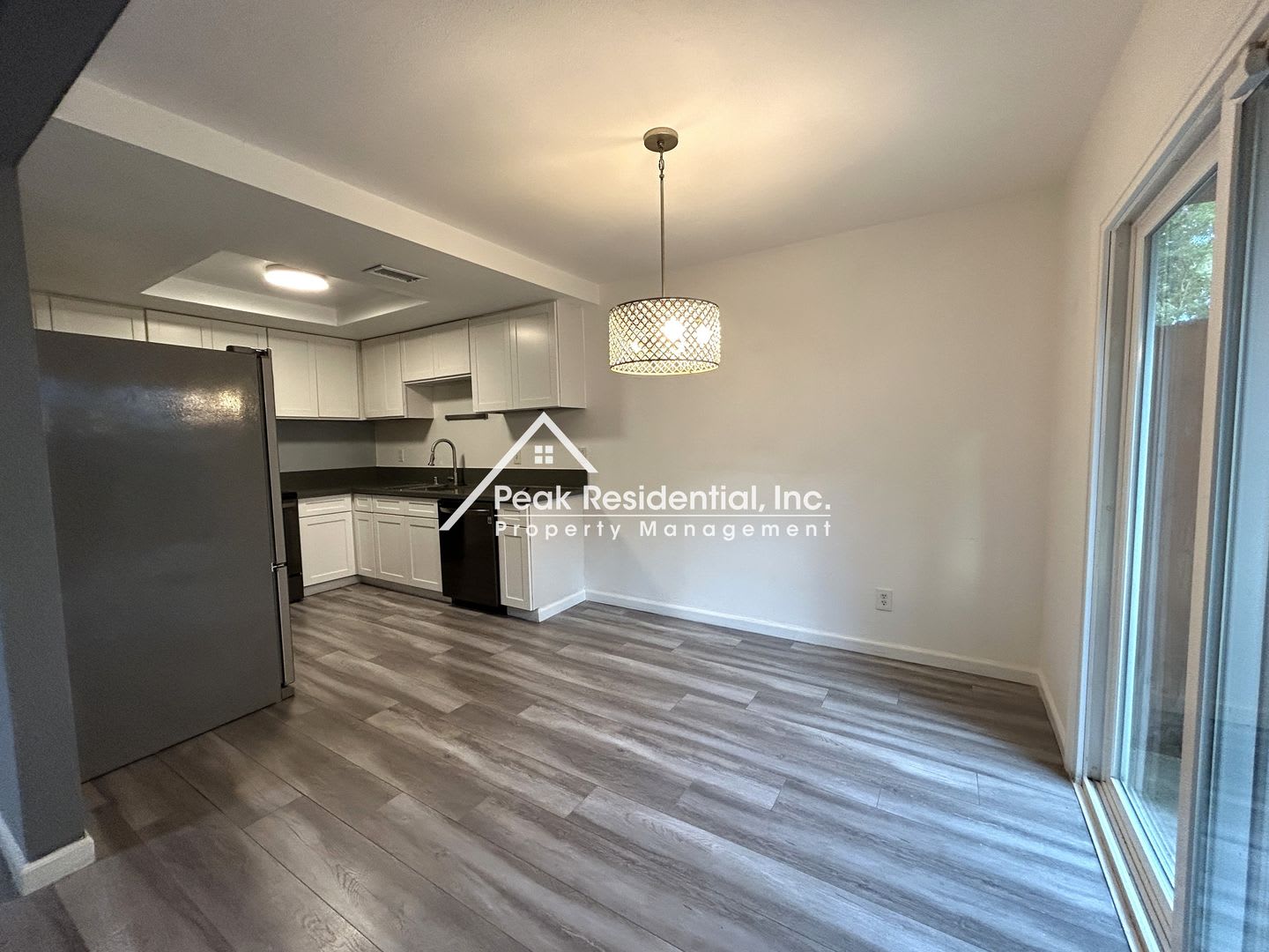 2bd/1ba Condo with 1 Car Garage! – photo 5