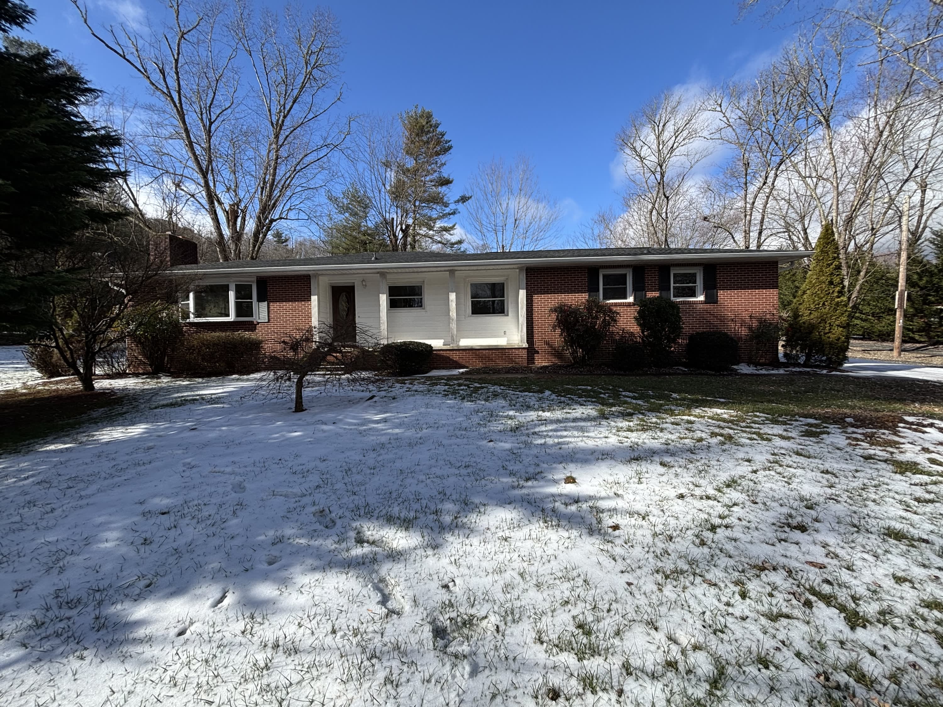 223 Daniel Drive – photo 1