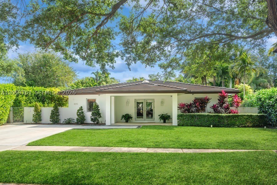 8215 SW 63rd Pl – photo 2