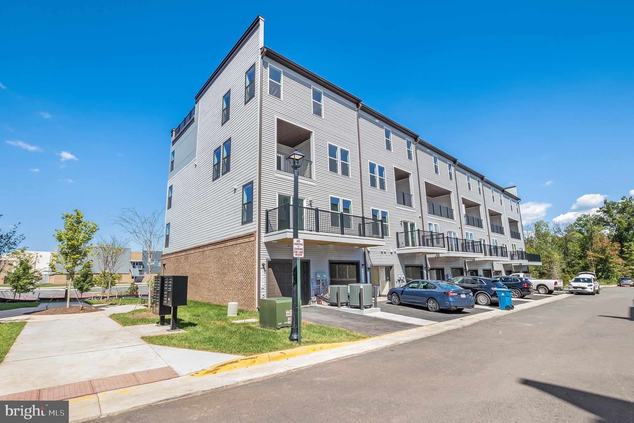 44514 Wolfhound Square – photo 2