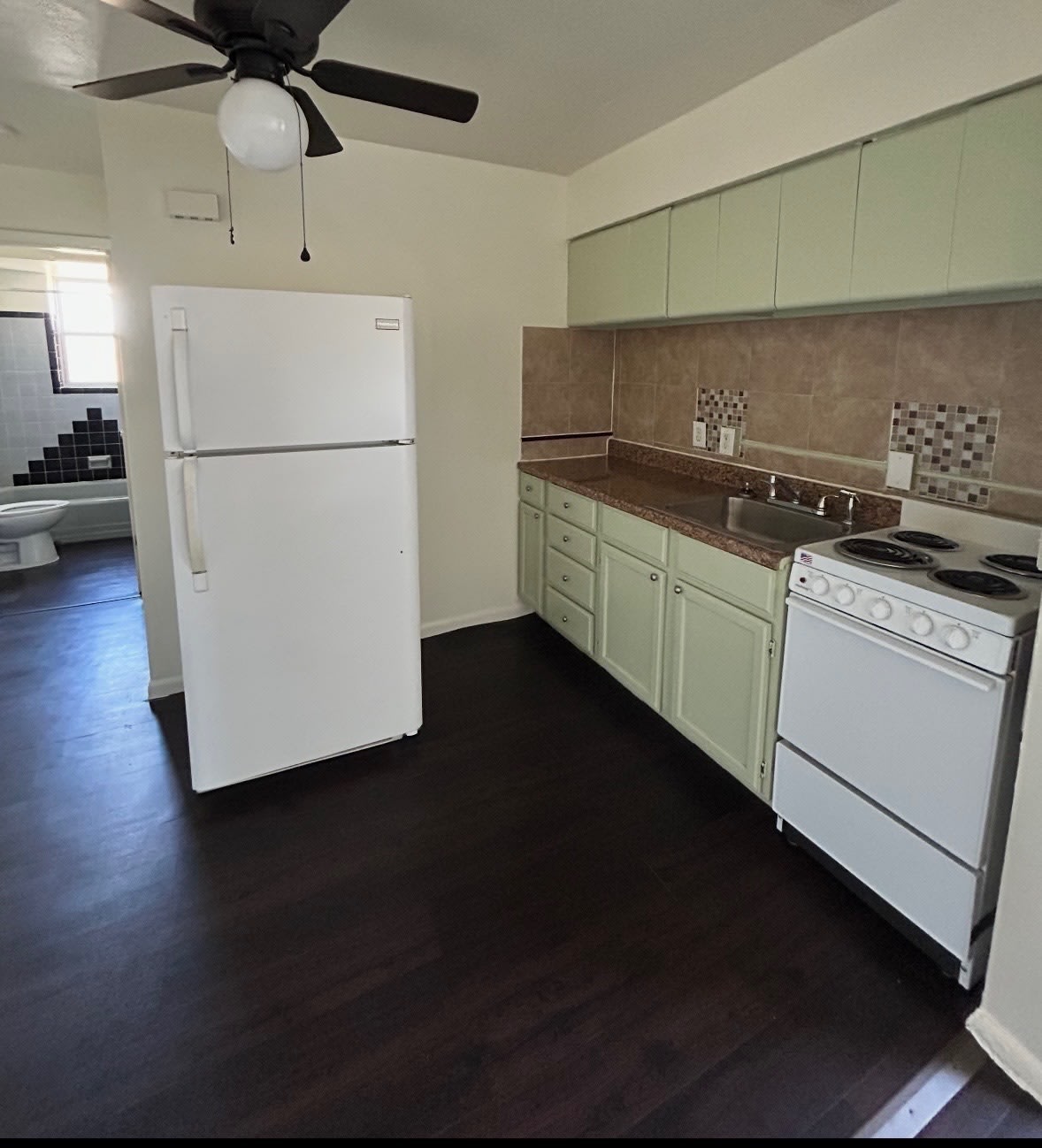 2986 Woodrow Ave – photo 4