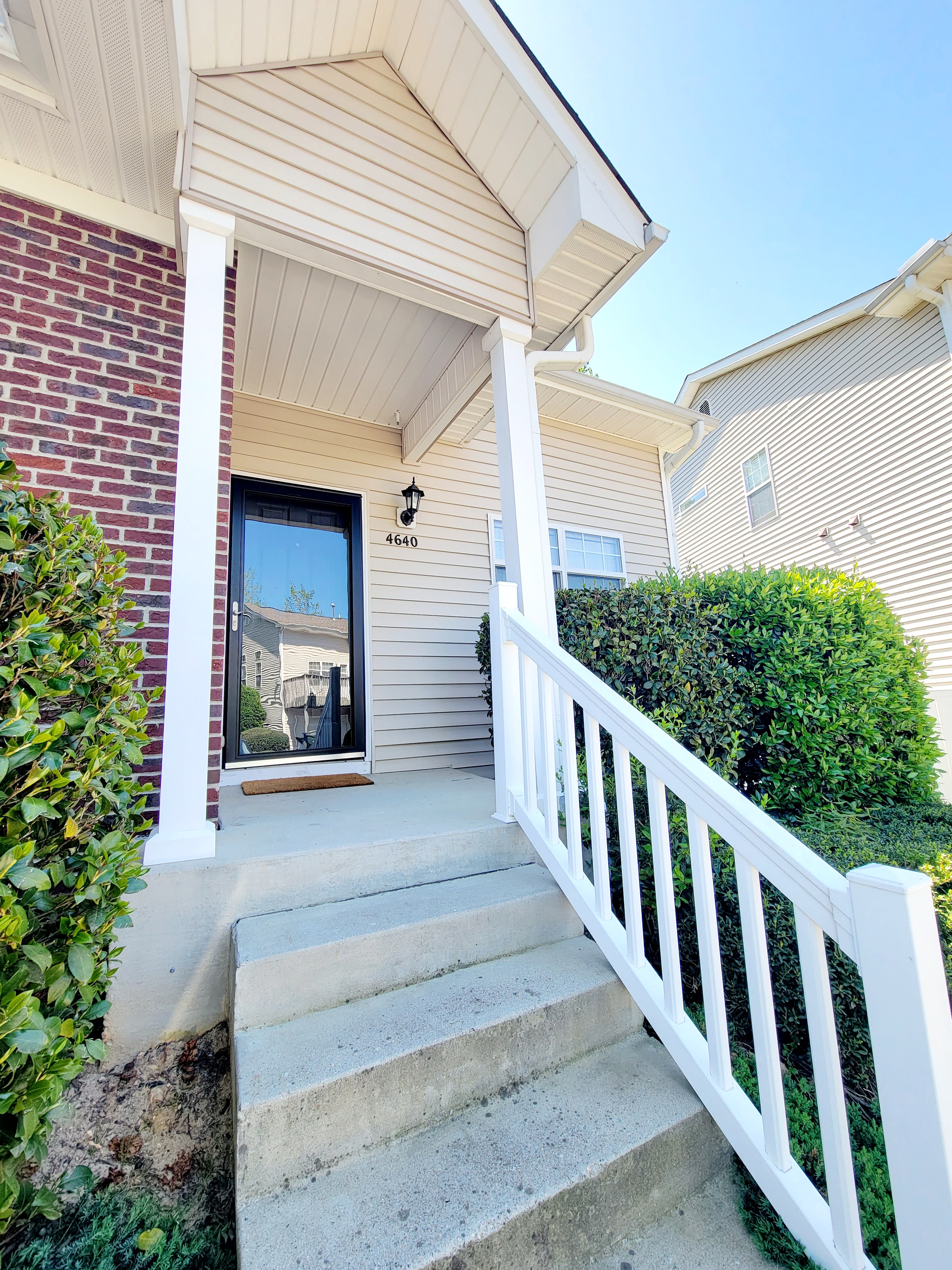 4640 Centrebrook Cir – photo 1