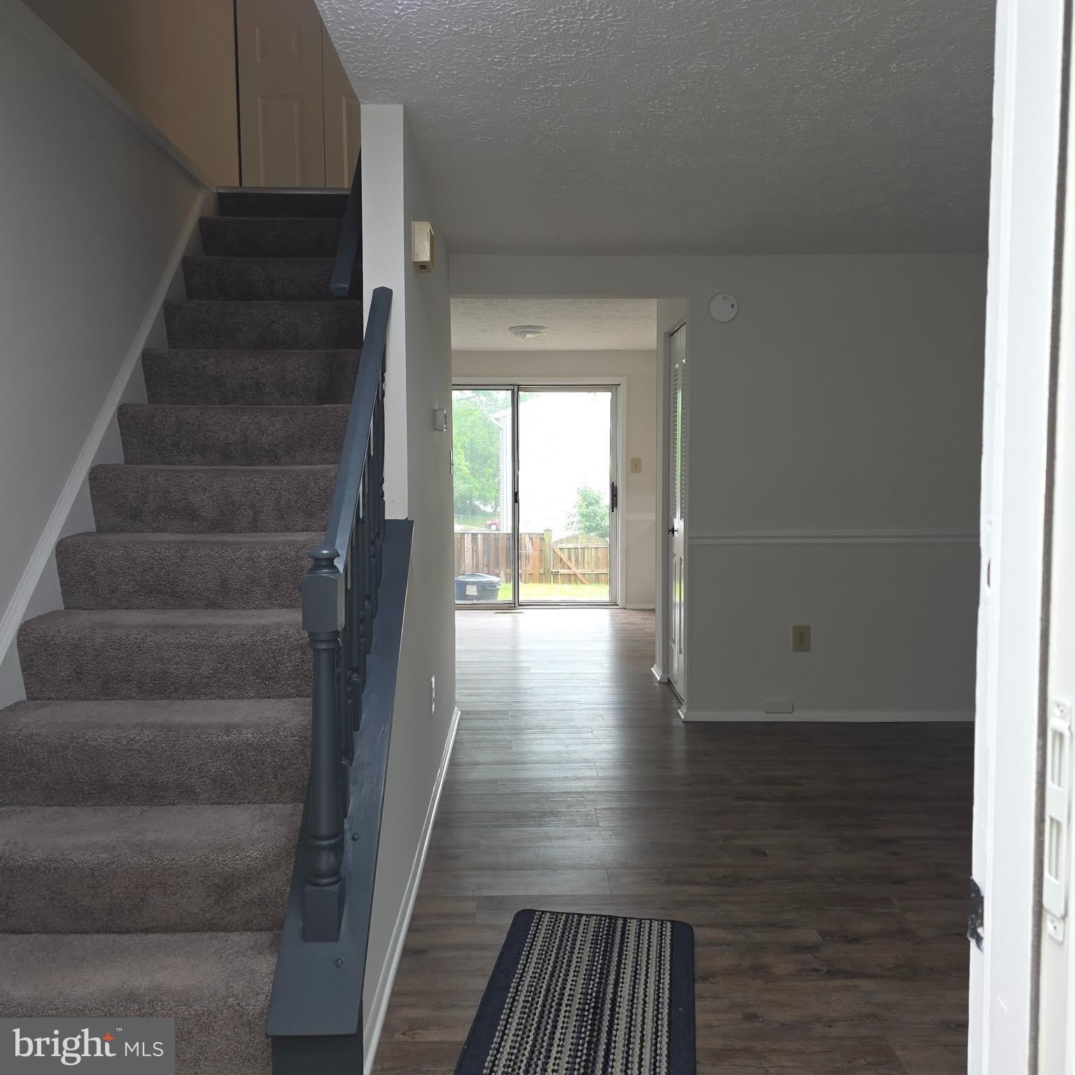 1758 Springfield Lane – photo 3
