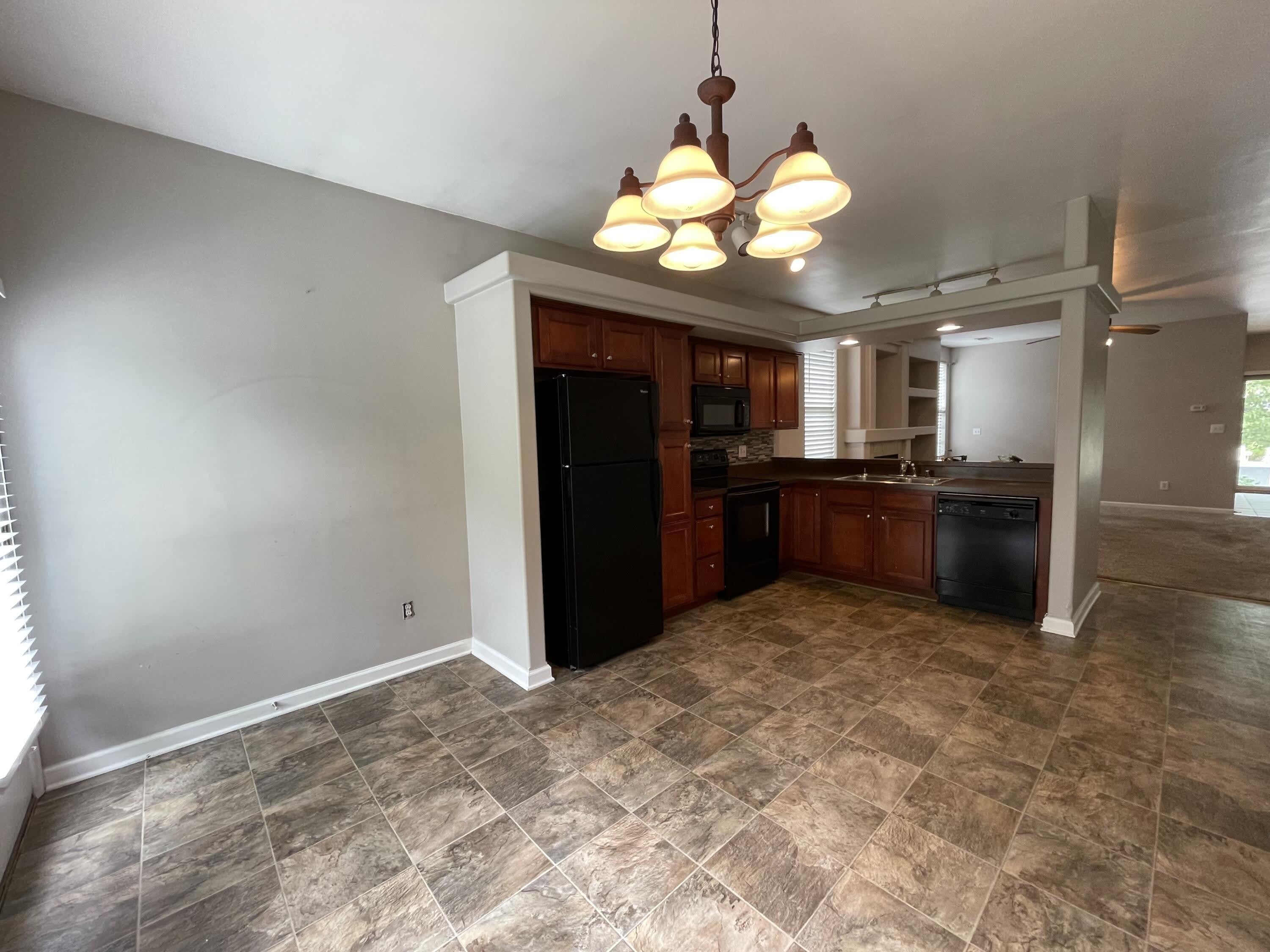620 Green Valley Drive – photo 2