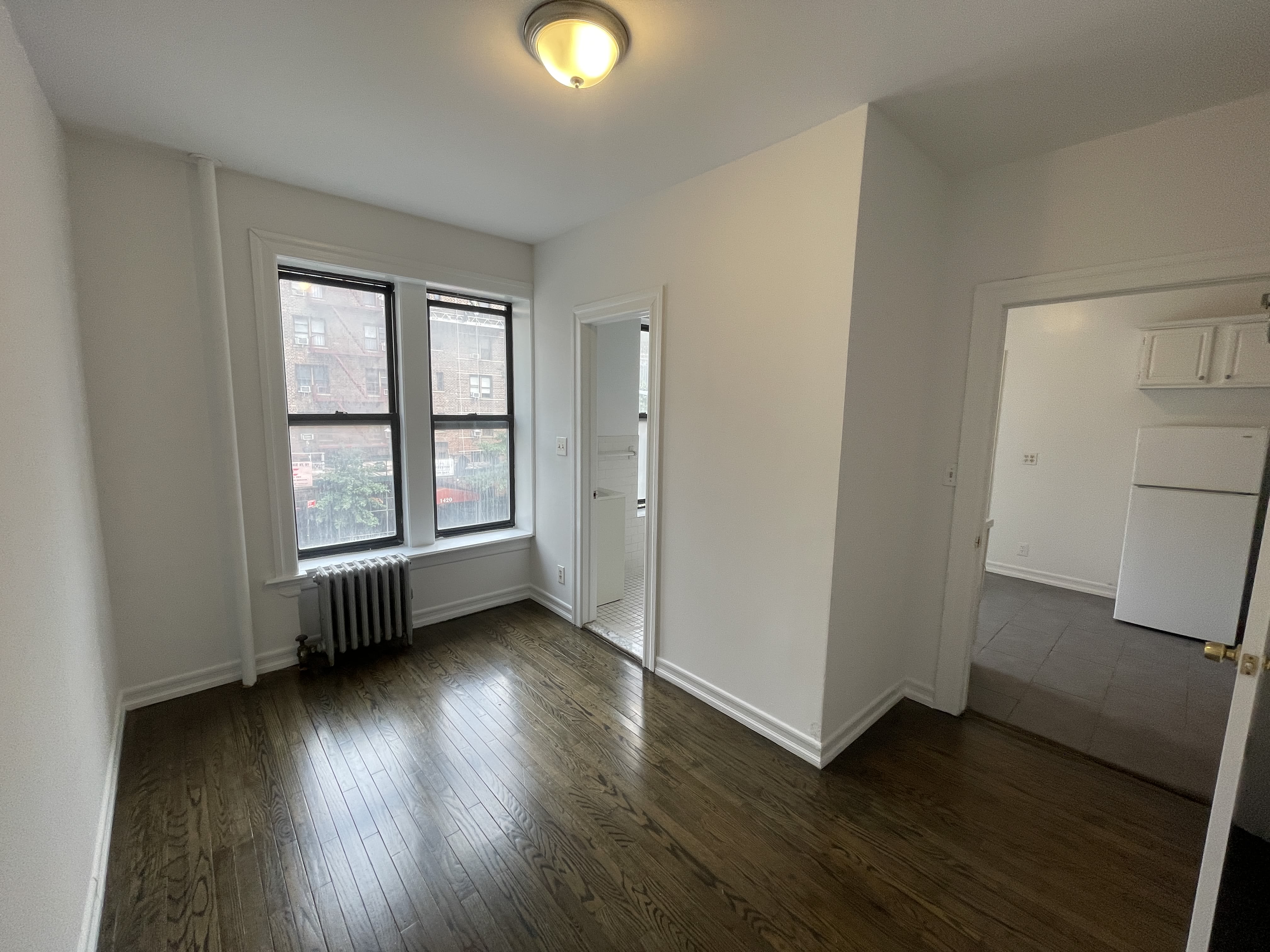 1427york Ave – photo 4