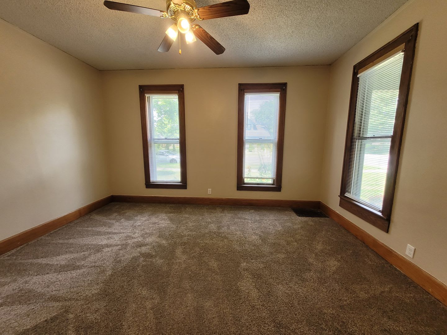 757-759 17th Street – photo 3