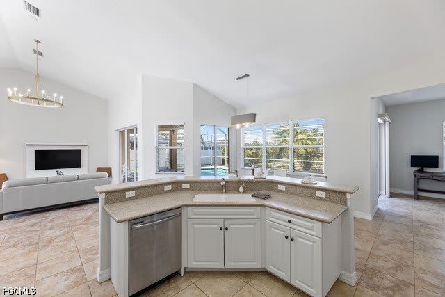 2111 SW 51st Street – photo 5