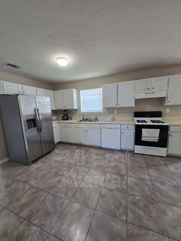 70 Desota Drive – photo 5