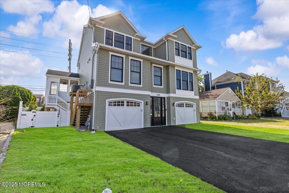 1608 East Street – photo 1