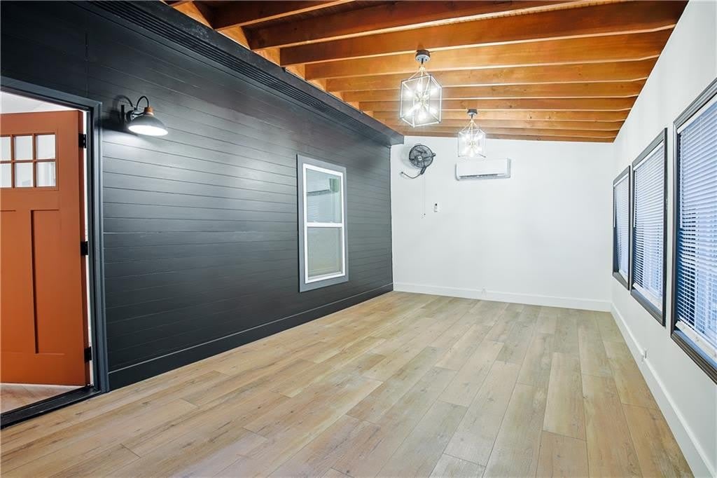 1170 Niles Avenue Nw – photo 5
