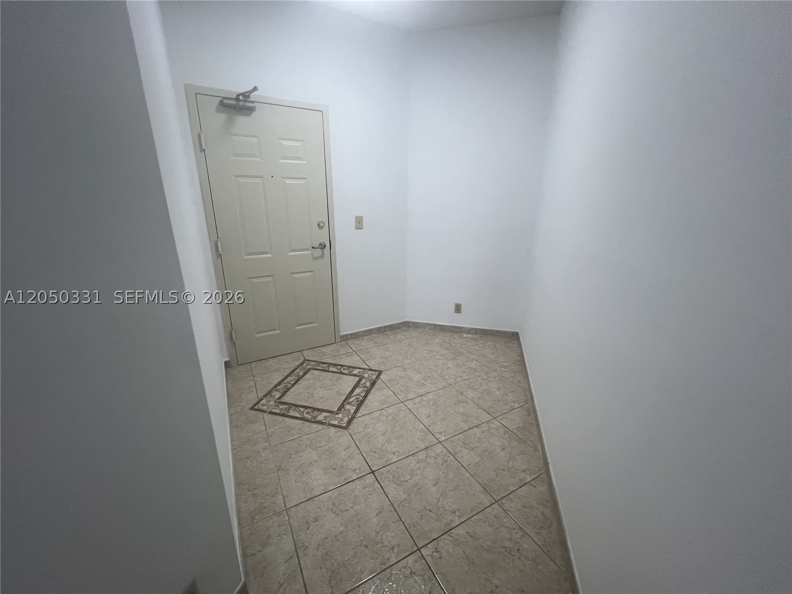 8816 Collins Ave – photo 5