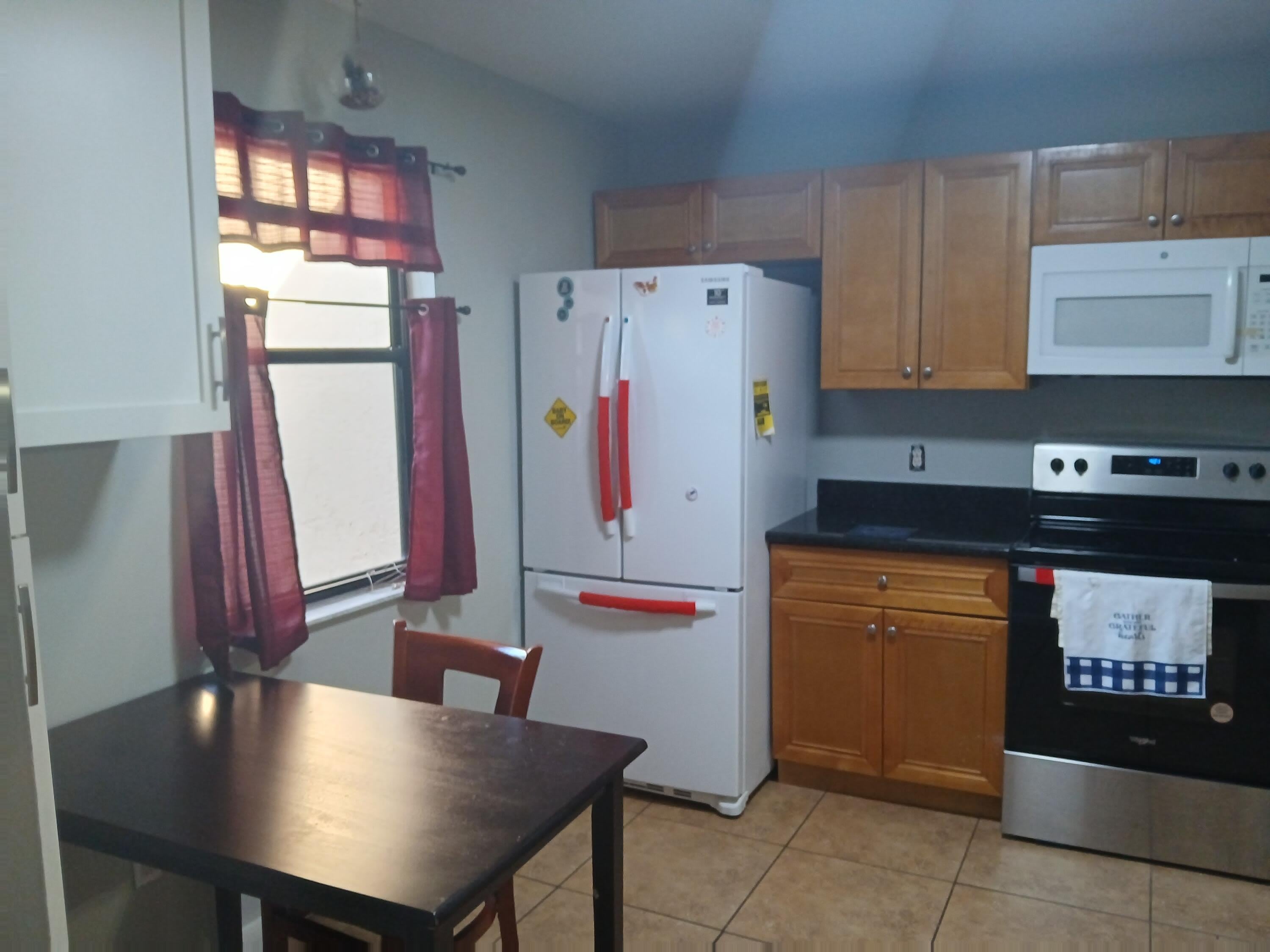 1108 Lakeview Drive E – photo 2