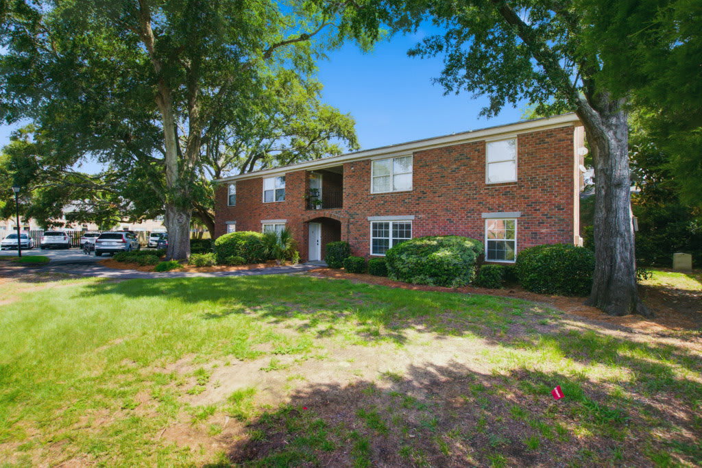 1240 Fairmont Avenue – photo 2