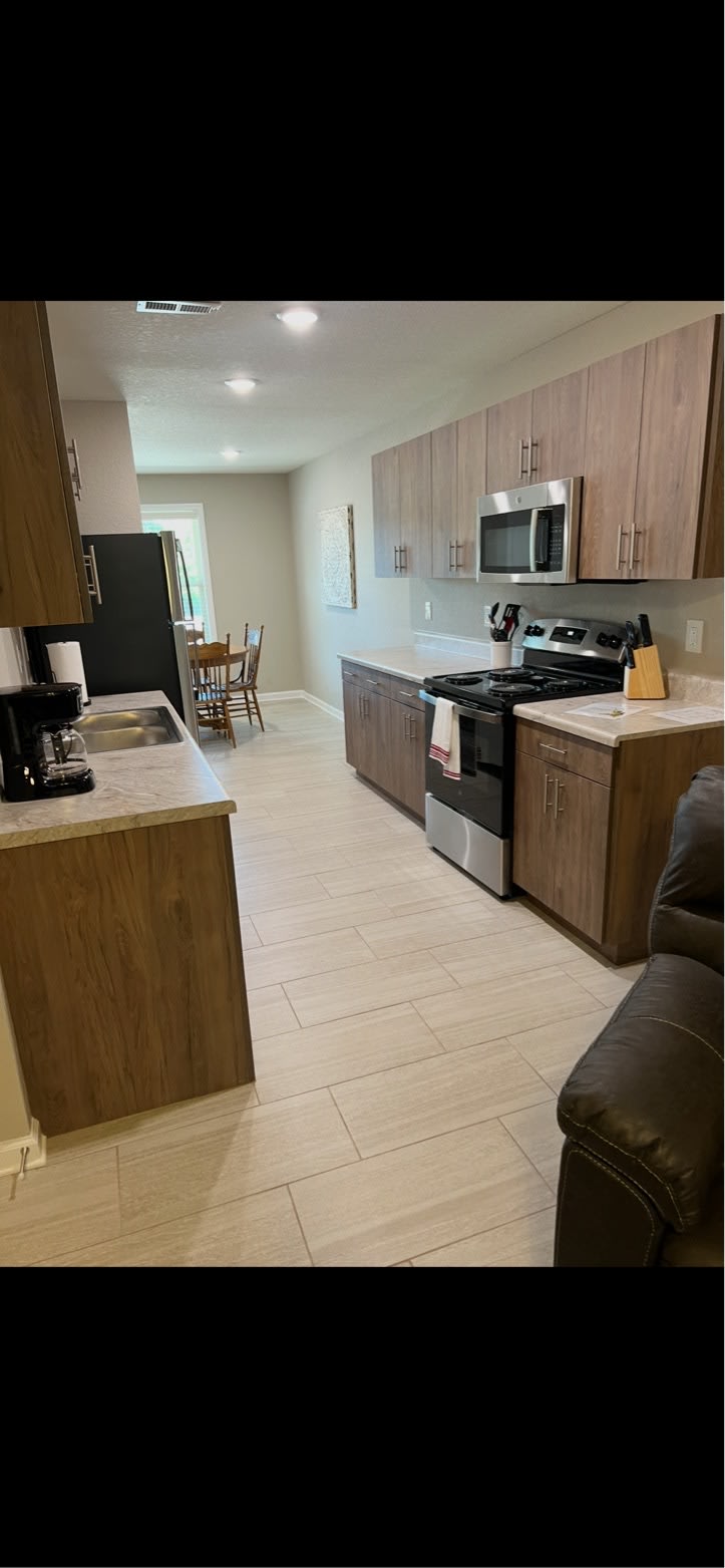 210 Oak Court – photo 3