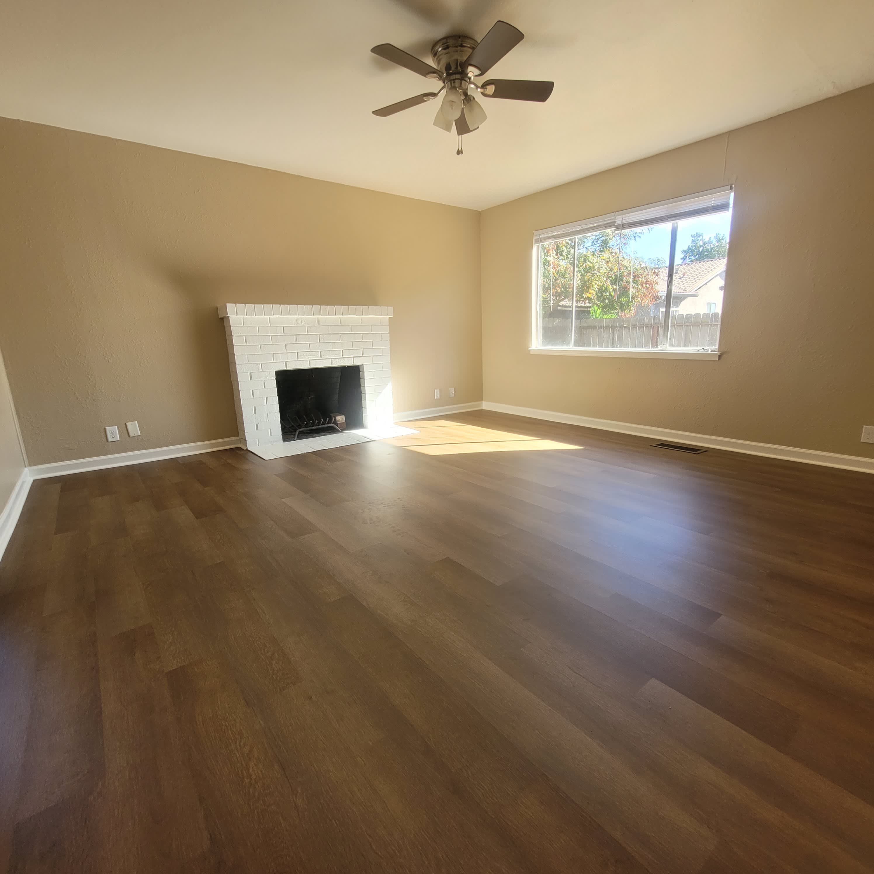 3012 Elmwood Ave – photo 1