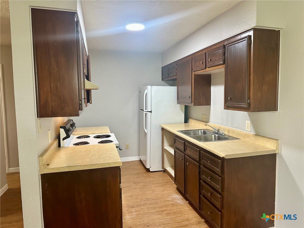1103 Hillyer Street – photo 3