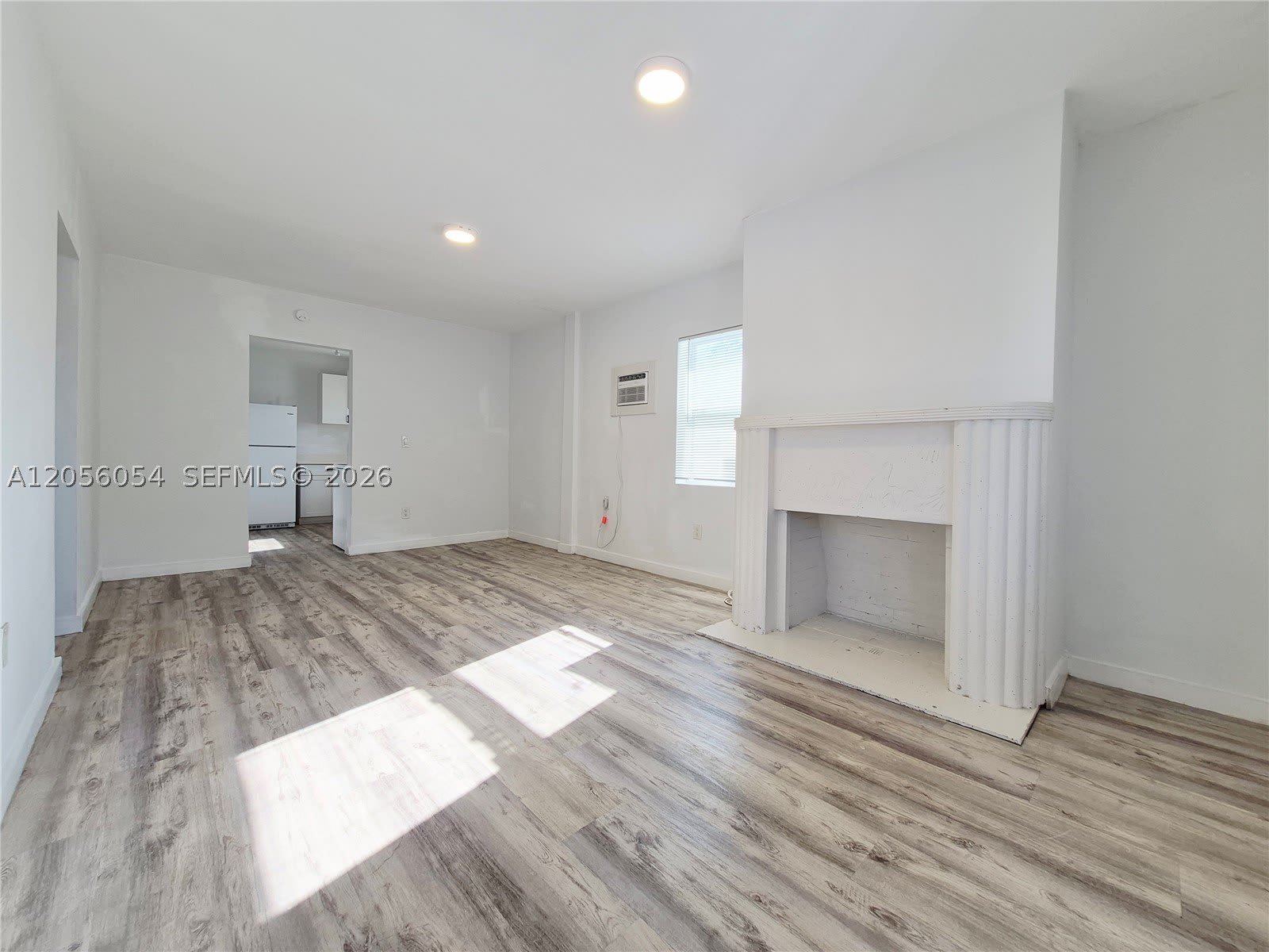 1922 NW 1st St – photo 2