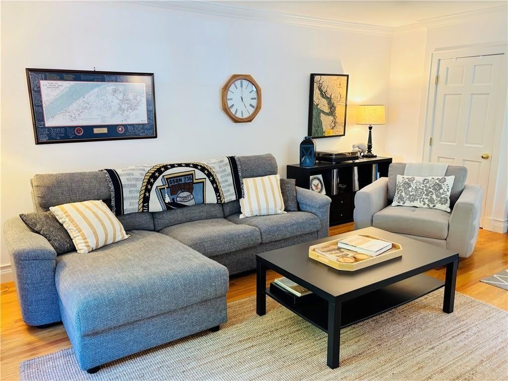 571 Bellevue Avenue – photo 4