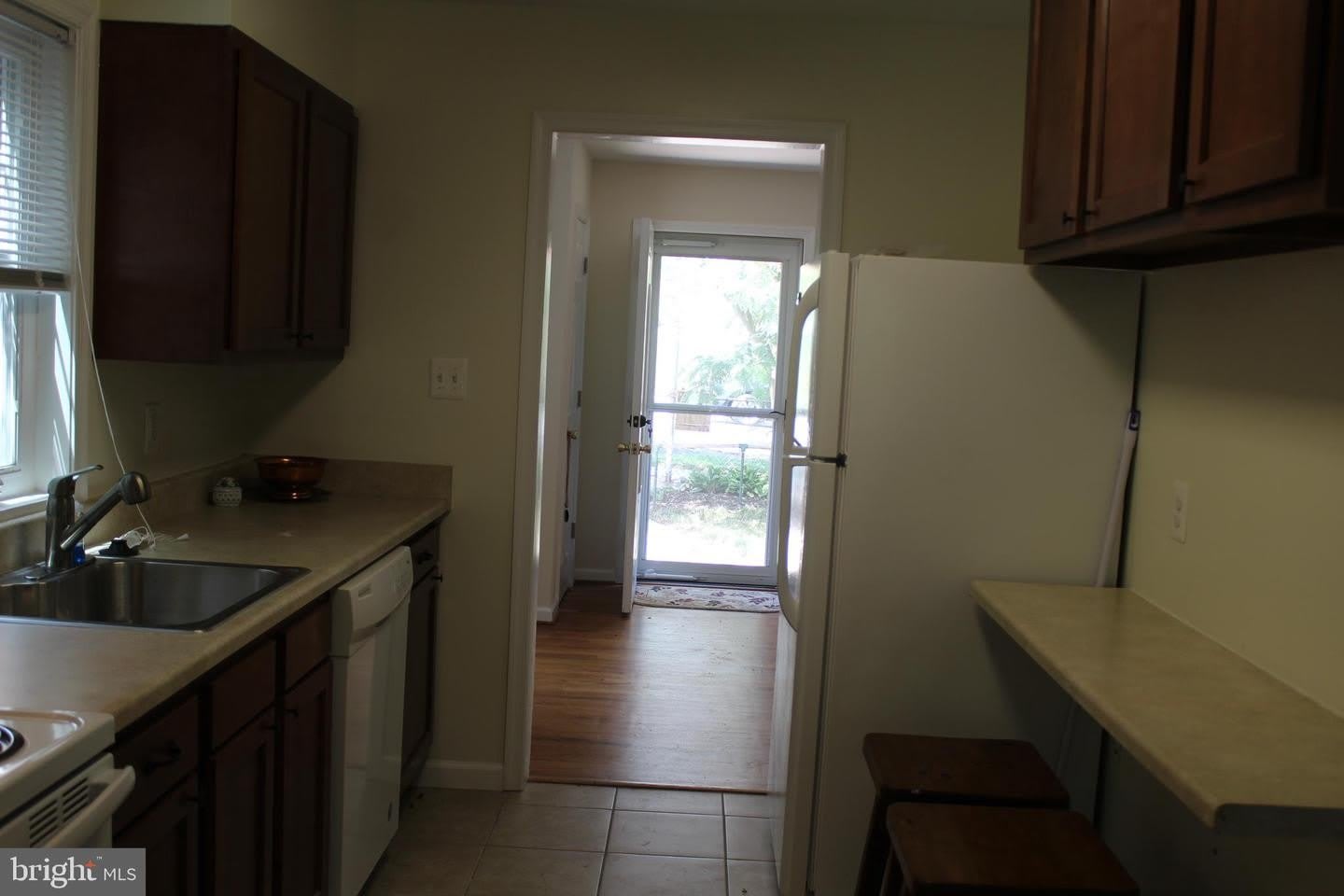 5409 75TH AVE – photo 3