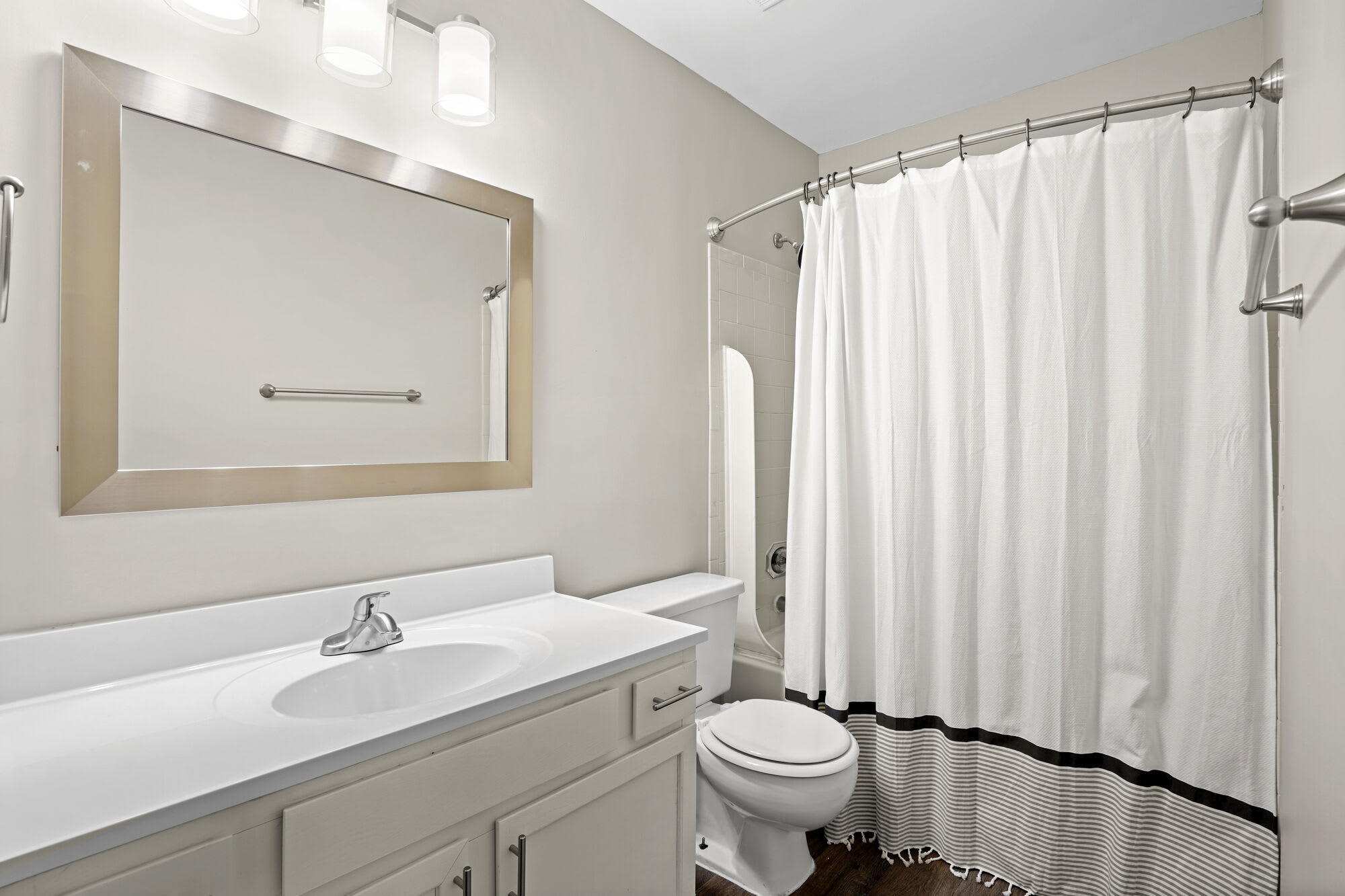 Ellevate North Charleston – photo 4