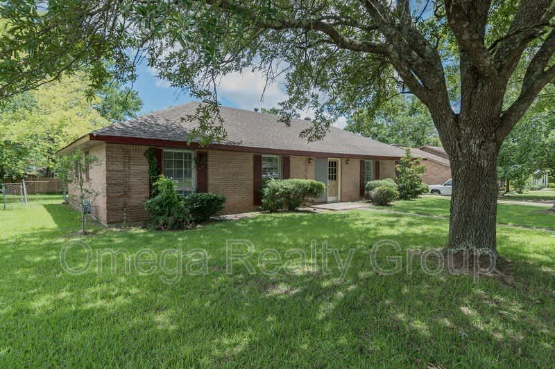 3537 Foxhall Dr – photo 2