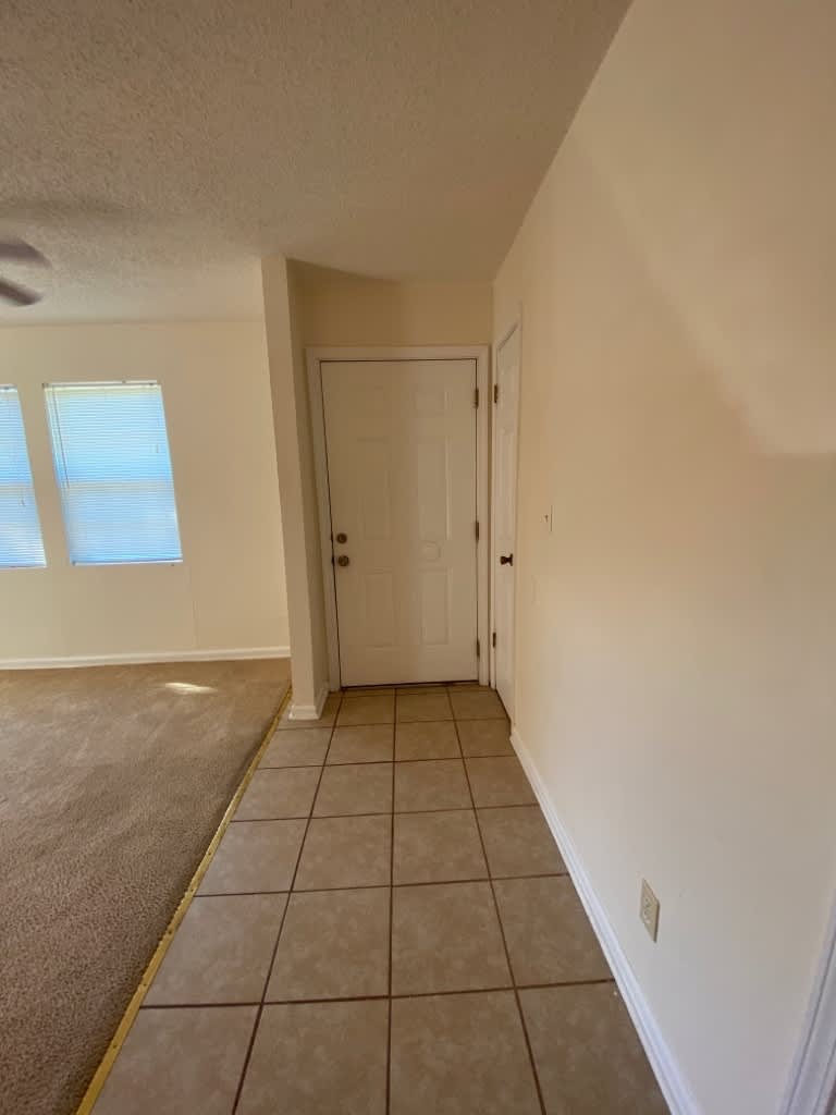 646 Fleming Rd – photo 2